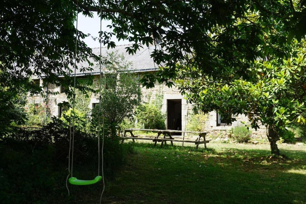 A La Campagne, 30 Min Des Plages Du Morbihan Pluvigner